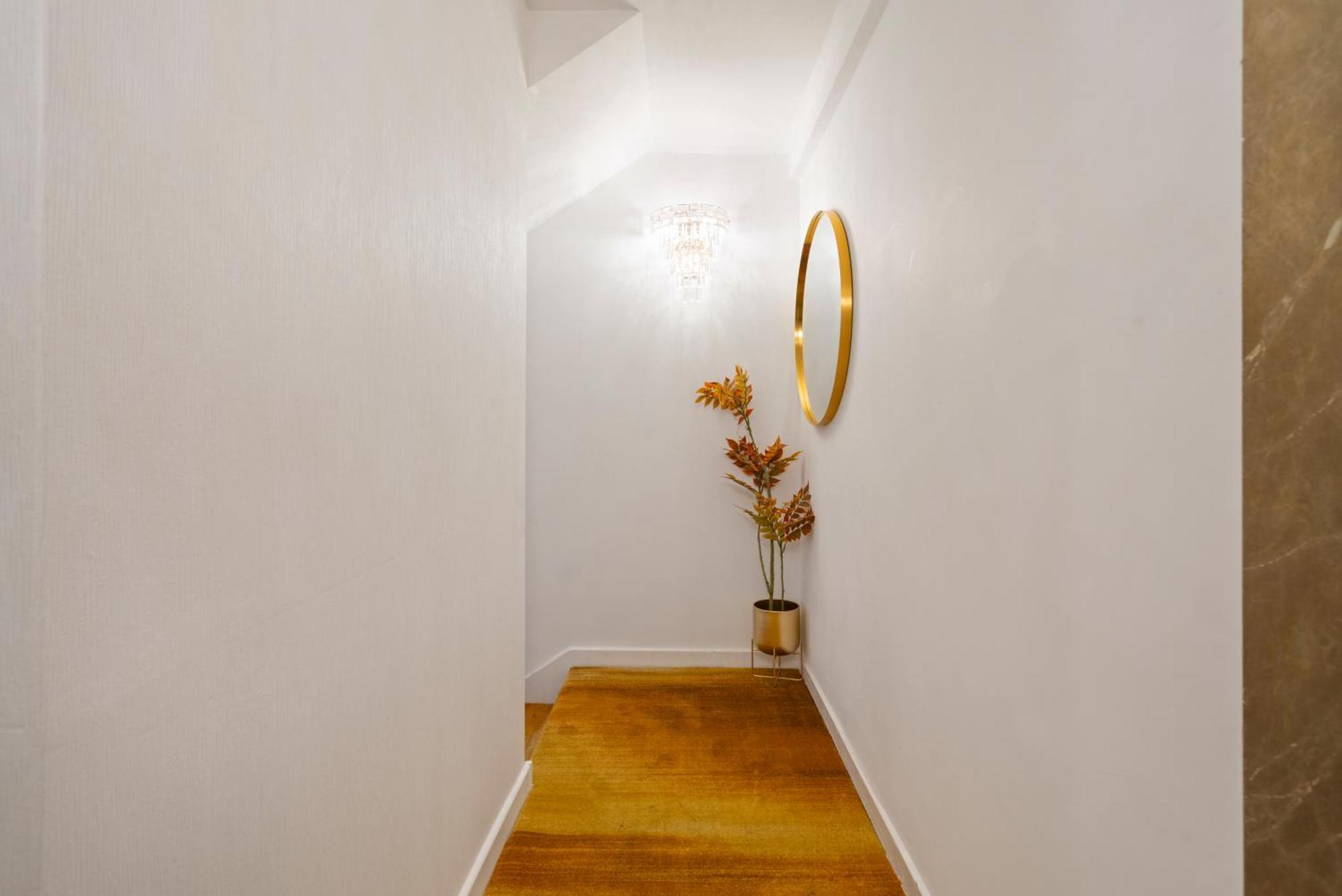 Opulent 2-bedroom In The Heart Of Mayfair H4 Apartment *